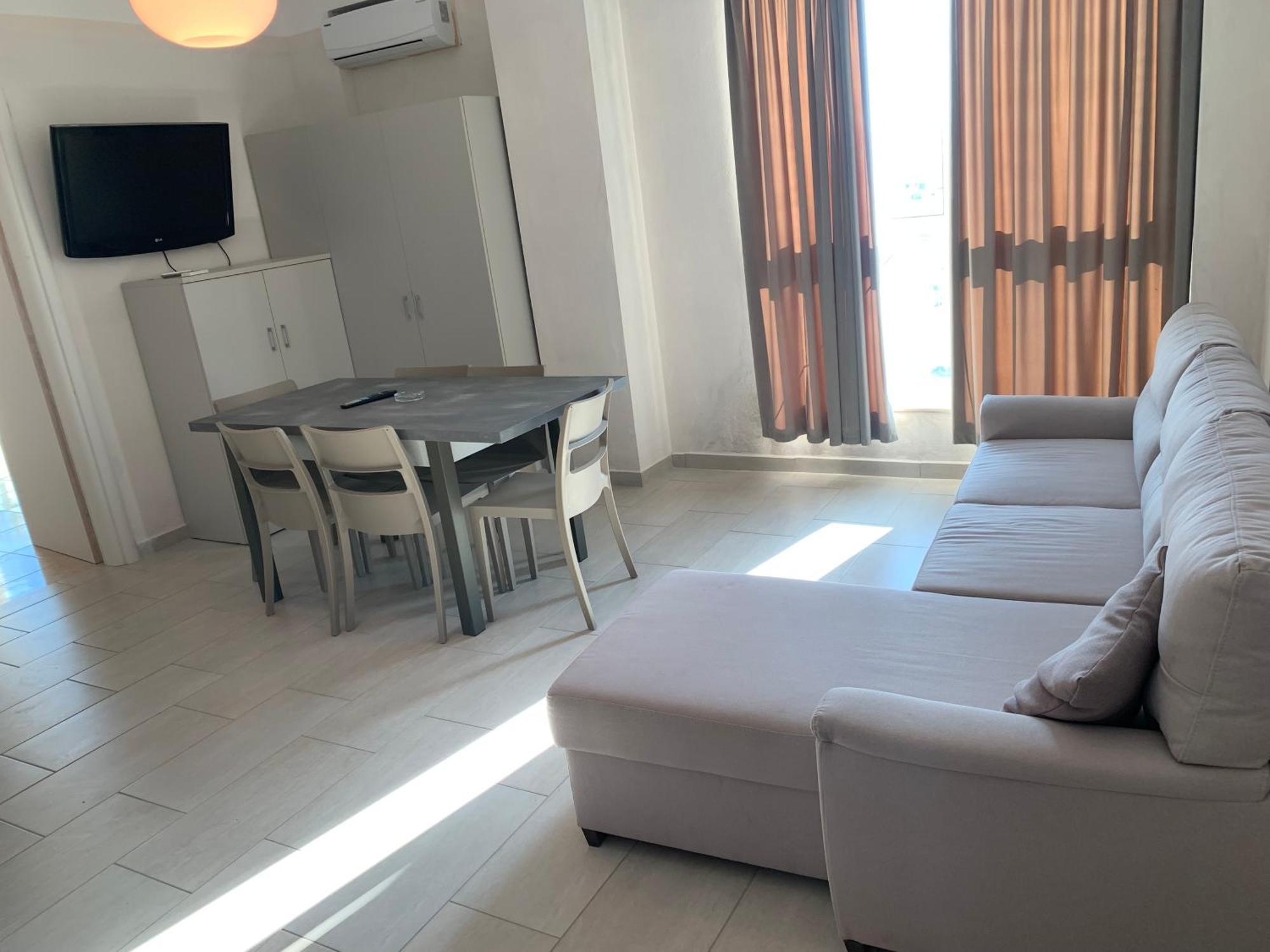Guest - Sea Breeze Apartments Sarandë Eksteriør bilde