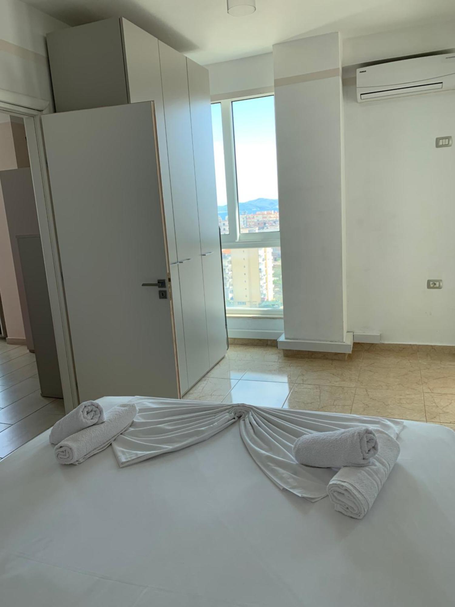 Guest - Sea Breeze Apartments Sarandë Eksteriør bilde