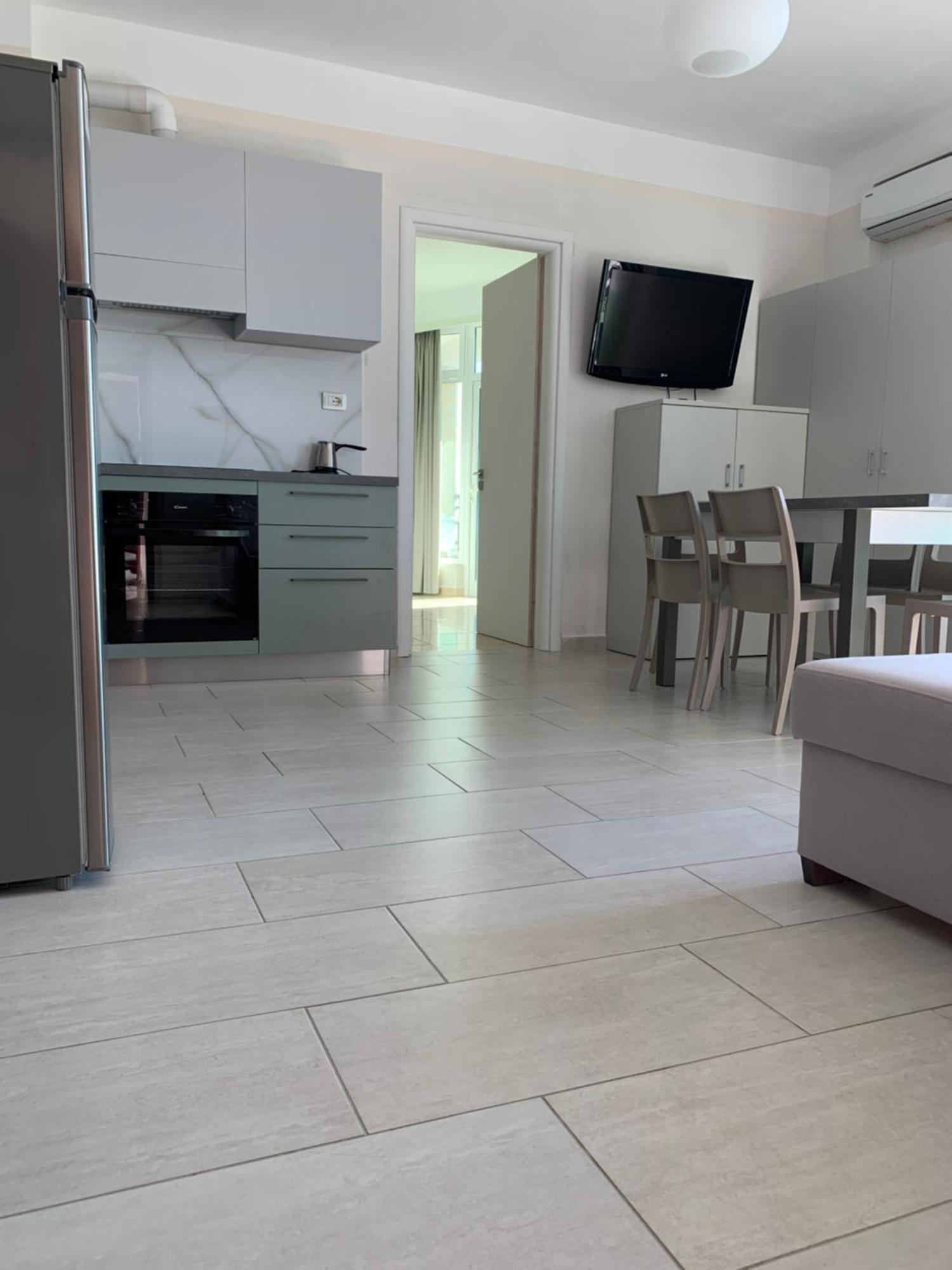 Guest - Sea Breeze Apartments Sarandë Eksteriør bilde